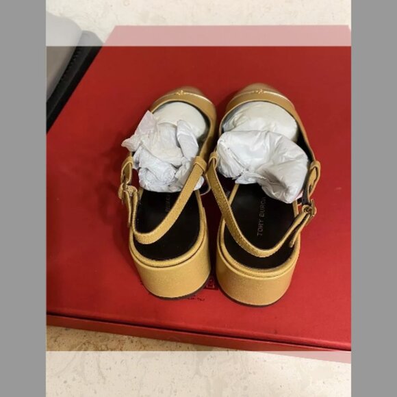 Tory Burch NIB Bicolor Cap-Toe Slingback Pumps ($350) w/tax (Size 9B) - Picture 7 of 8